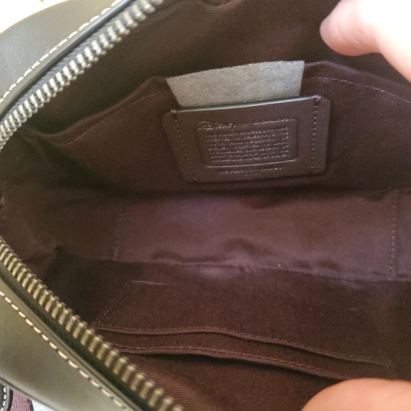 Coach  Disney X  Mini Camera Crossbody With  Holiday Print - Picture 15 of 16